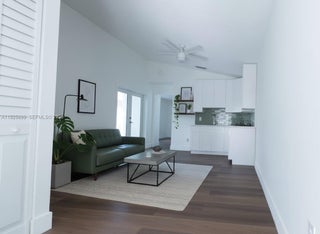 Photo of Listing #A11925699