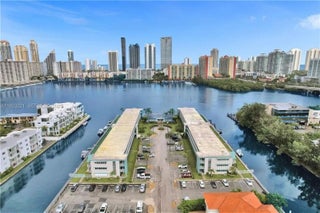 Photo of Listing #A11923221