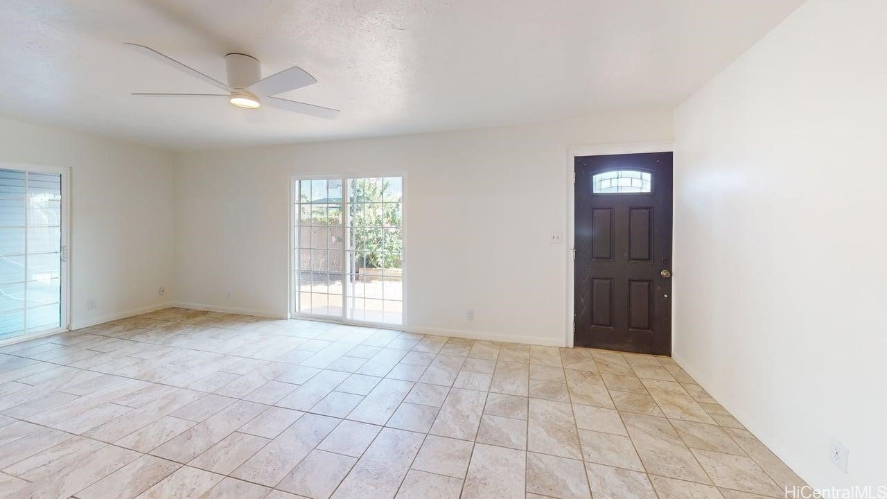 Photo of Listing #202527581