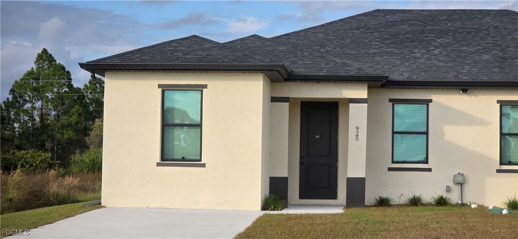 925 Chenault St, Lehigh Acres