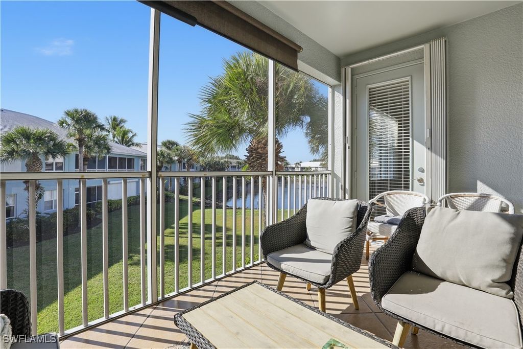 1214 Sweetwater Ln 2306, Naples