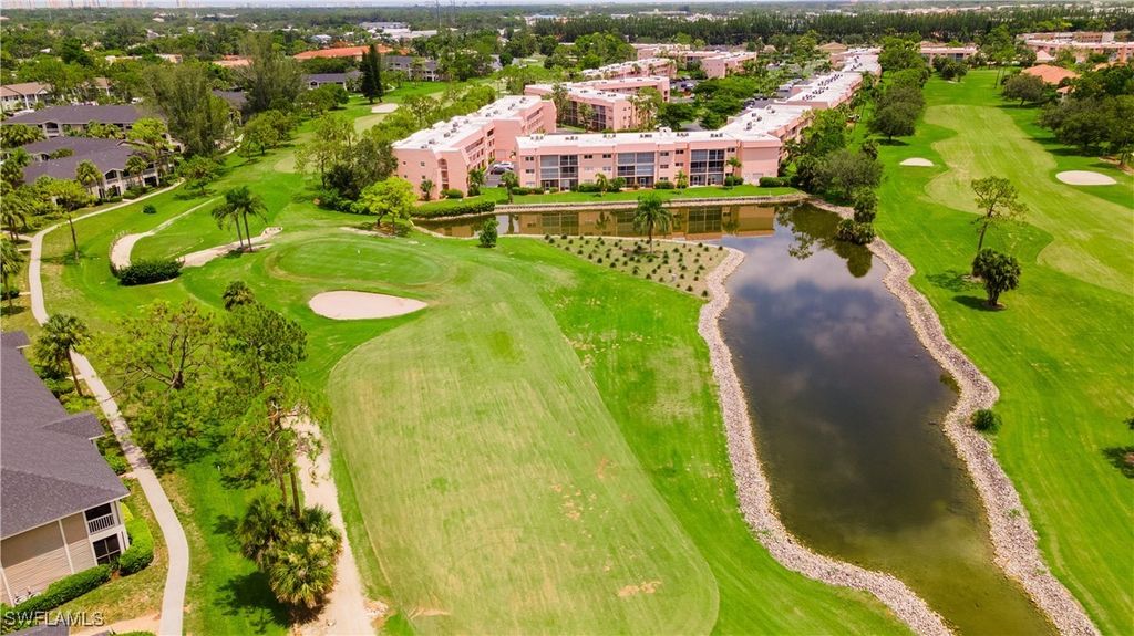 190 Turtle Lake Ct 311, Naples