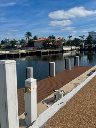 Photo of Listing #A11927235