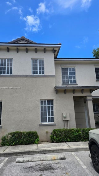 Photo of Listing #A11928203