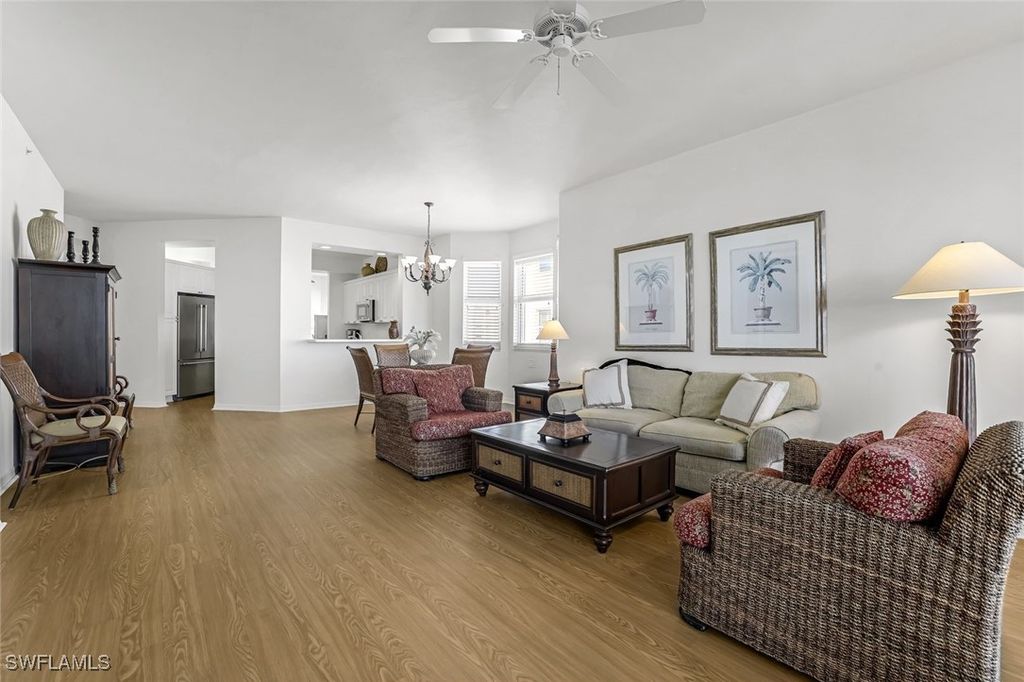 410 Flagship Dr 1101, Naples