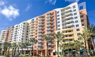 Photo of Listing #A11929419