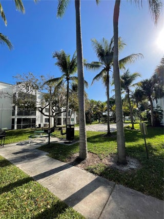 Photo of Listing #A11927508