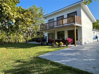 Photo of Listing #A11930976