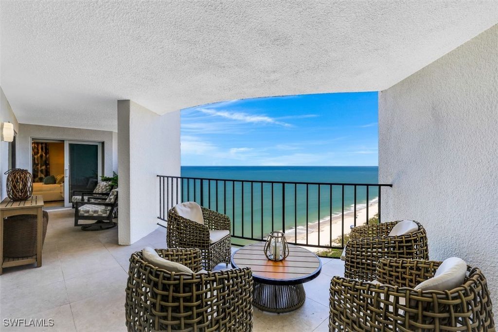 3951 Gulf Shore Blvd N 1203, Naples