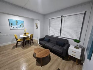 Photo of Listing #A11931839