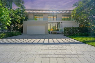 Photo of Listing #A11931756