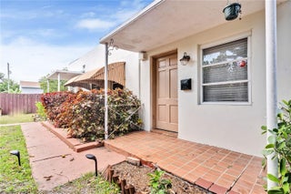 Photo of Listing #A11933942