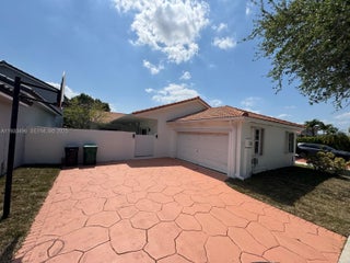 Photo of Listing #A11933496