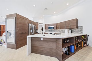 Photo of Listing #A11923512