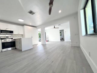 Photo of Listing #A11935038