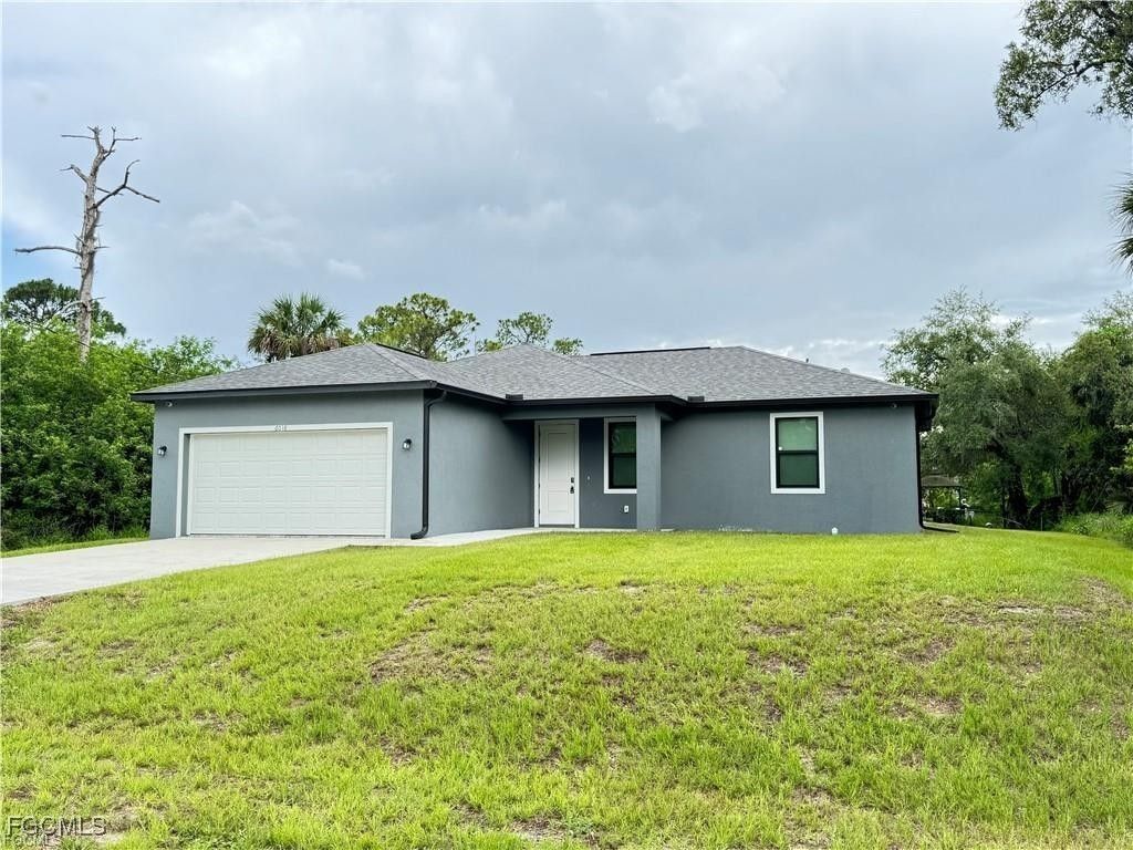6018 Acorn Cir, Labelle
