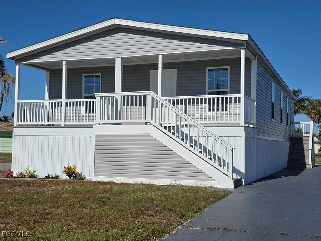 7 Birch Blvd, Fort Myers