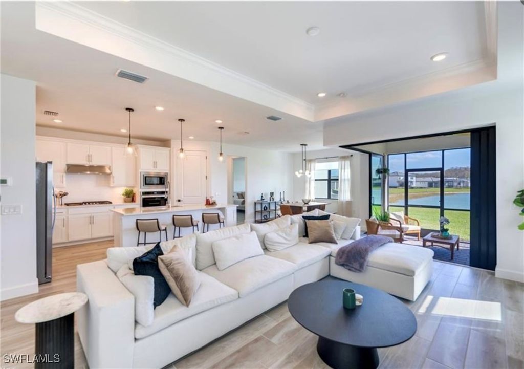 20419 Pebble Glen Dr, Estero