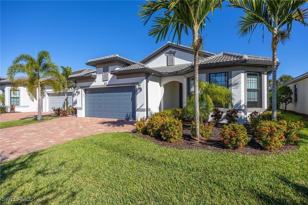 6767 Pennyroyal Dr, Naples
