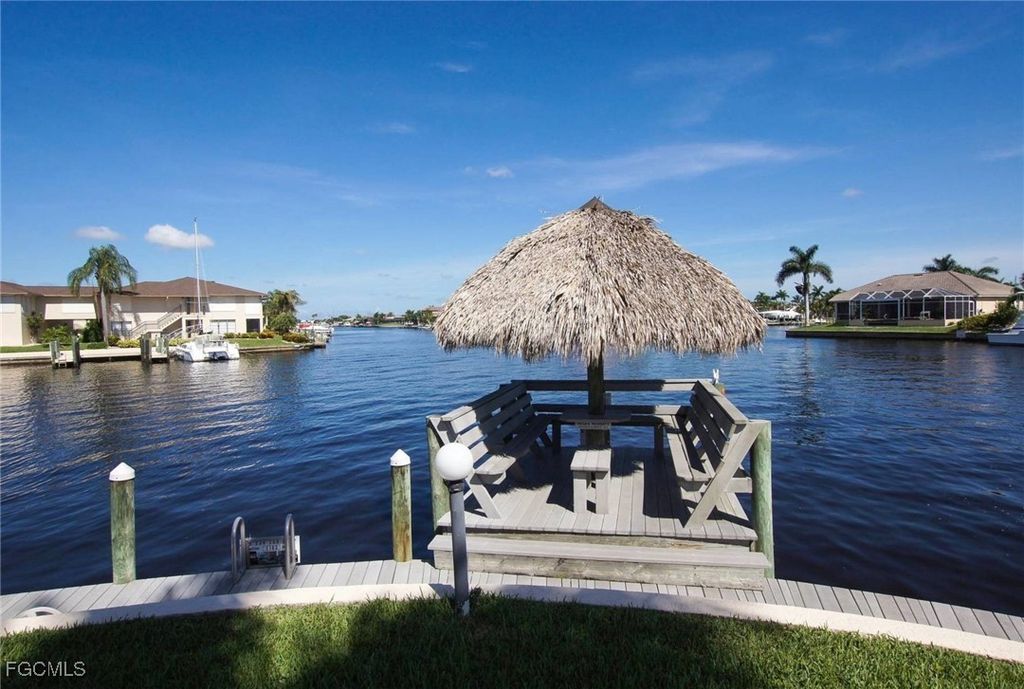 4010 Se 20th Pl 1, Cape Coral