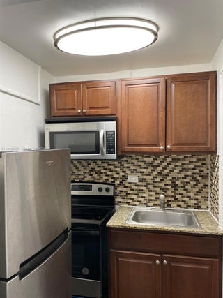 Photo of Listing #A11938695