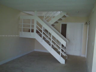 Photo of Listing #A11941155