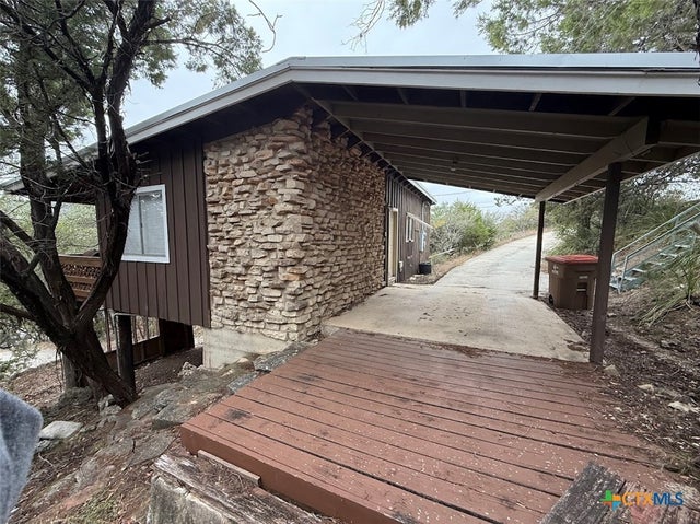 827 Contour Drive, Canyon Lake