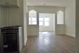 Photo of Listing #A11942784