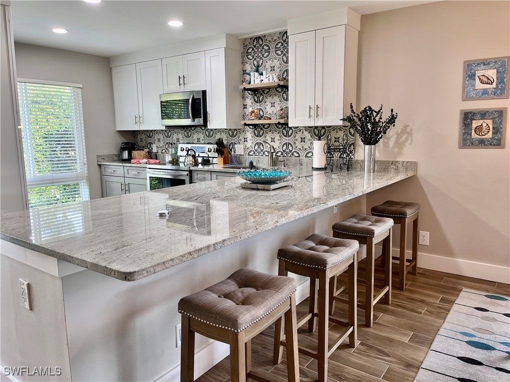83 Glades Blvd 3, Naples