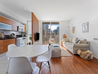 Photo of Listing #A11943444