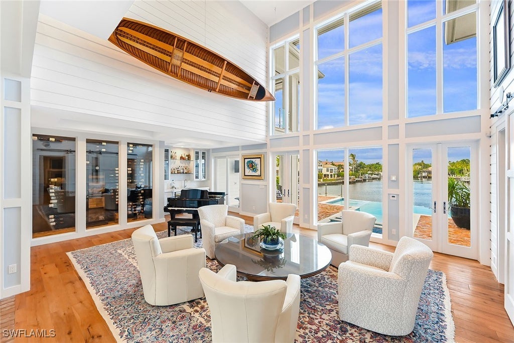 481 21st Ave S, Naples