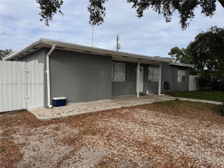 Photo of Listing #A11943914