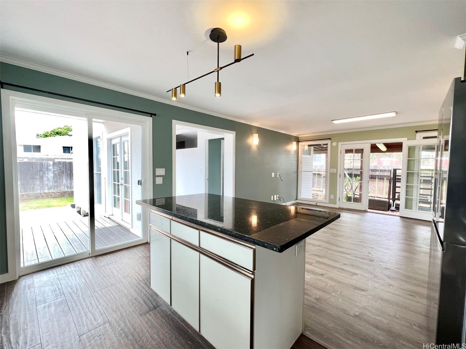 Photo of Listing #202523951