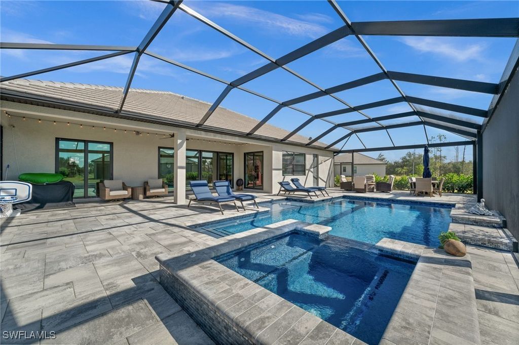 10798 Timber Creek Dr, Fort Myers