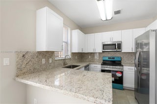 Photo of Listing #A11944228