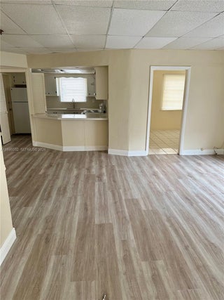 Photo of Listing #A11946032