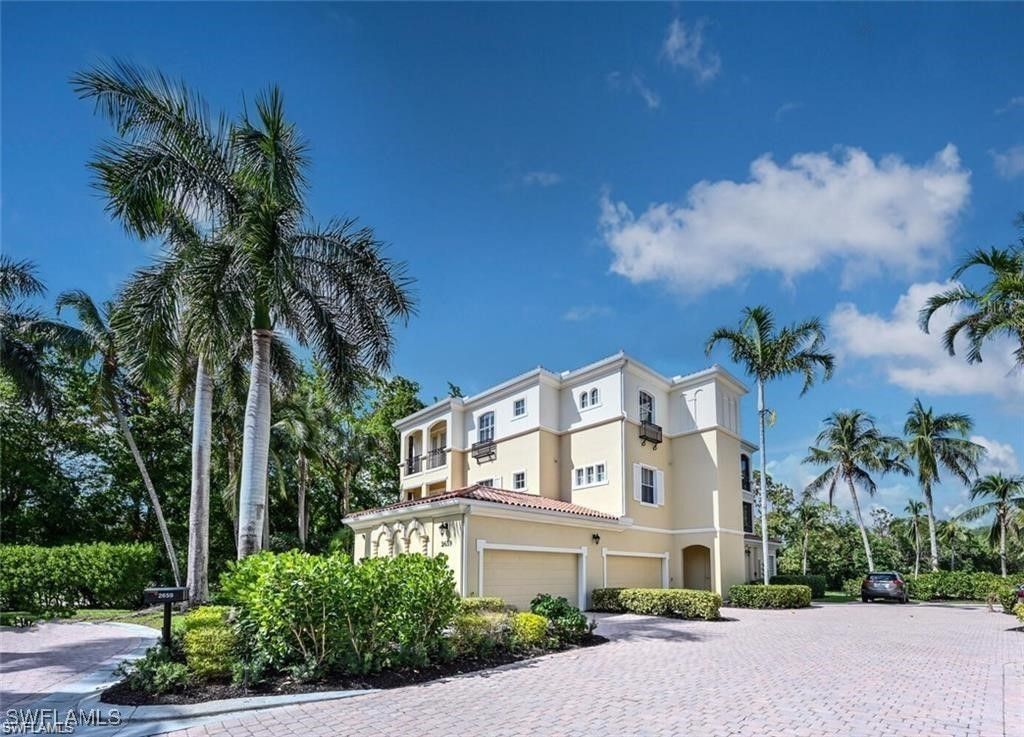 2659 Bolero Dr 3, Naples