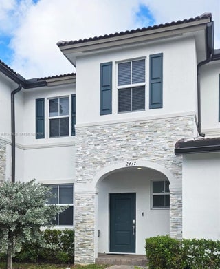 Photo of Listing #A11947438