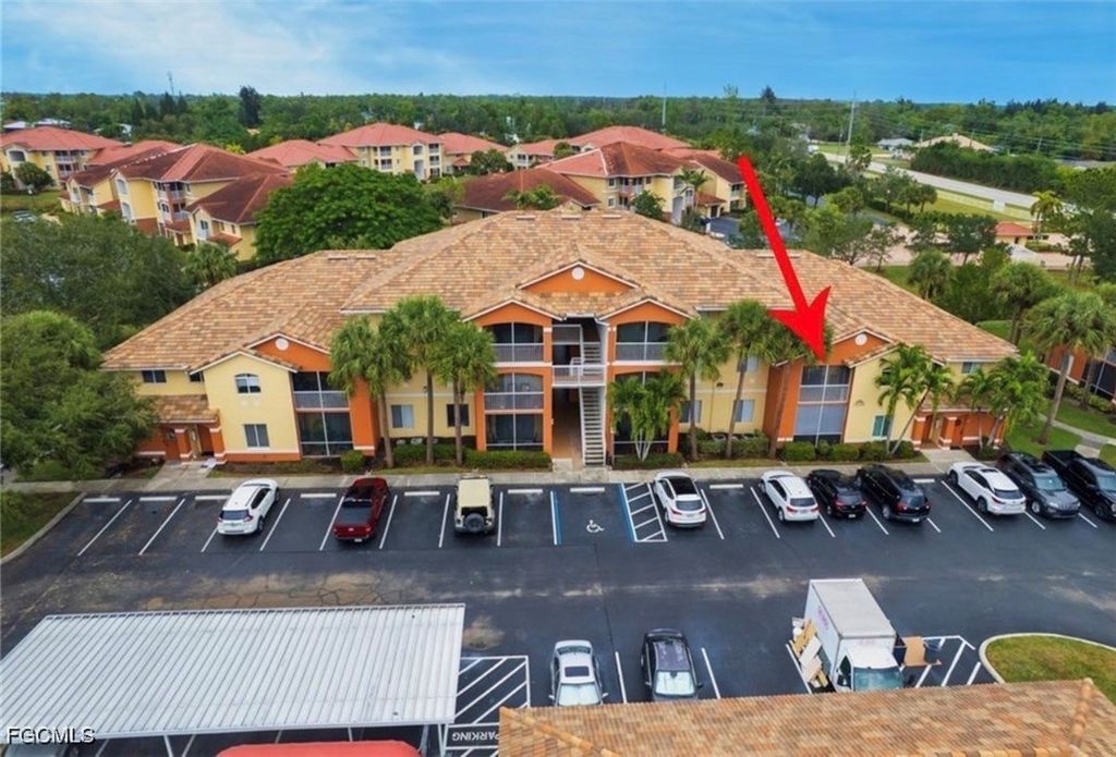 6461 Aragon Way 208, Fort Myers