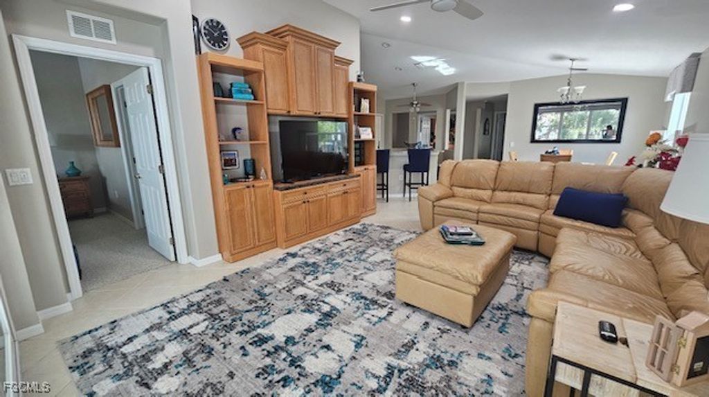 10112 Colonial Country Club Blvd 209, Fort Myers