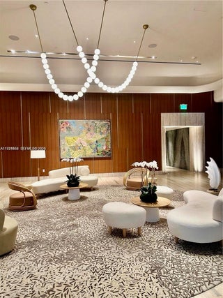 Photo of Listing #A11949462