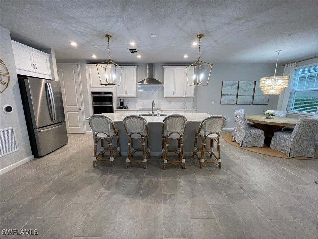 4676 Arboretum Cir 101, Naples