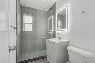 Photo of Listing #A11950280