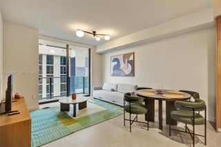 Photo of Listing #A11950627