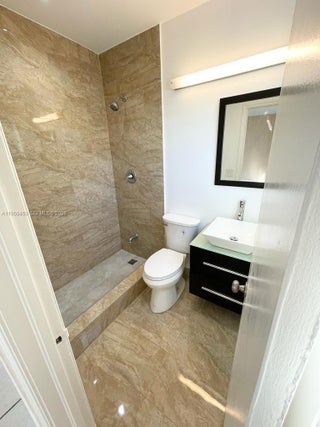 Photo of Listing #A11950459