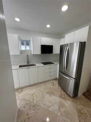 Photo of Listing #A11951350