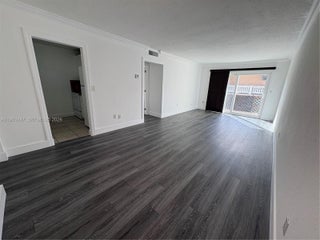 Photo of Listing #A11953447