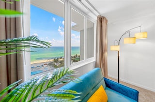 Photo of Listing #A11954709