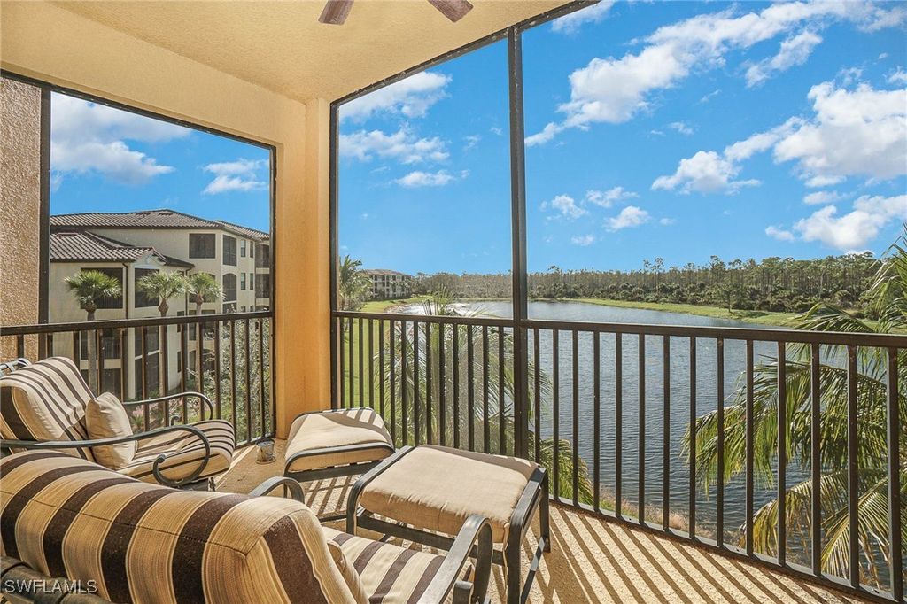 9731 Acqua Ct 533, Naples