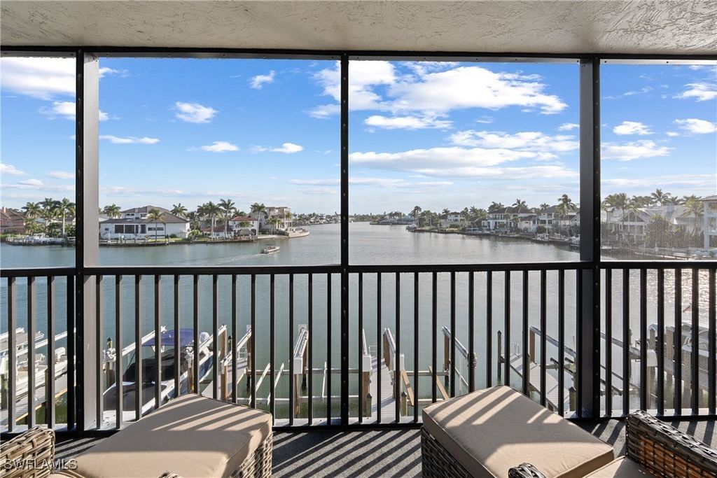 10420 Gulf Shore Dr 121, Naples